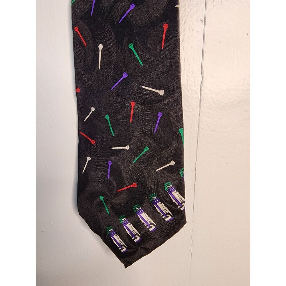 Surrey‎ Tee Time 100% Silk Golf Necktie